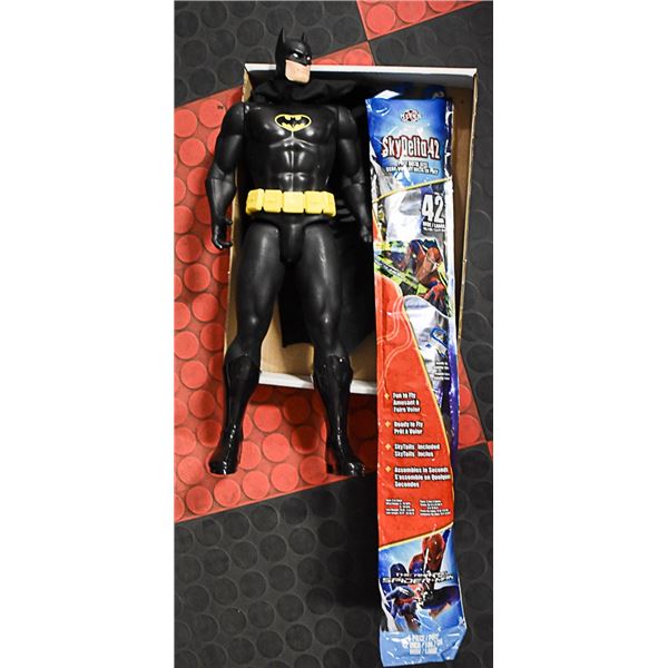 19 IN LARGE BATMAN WITH CAPE + SPIDER-MAN KITE