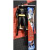 Image 1 : 19 IN LARGE BATMAN WITH CAPE + SPIDER-MAN KITE