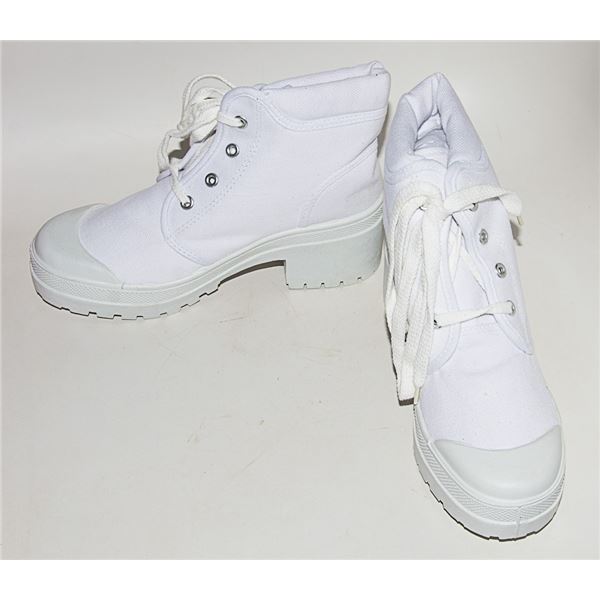 CHINESE LAUNDRY LA ONCE MORE SIZE: 7.0 SHOES