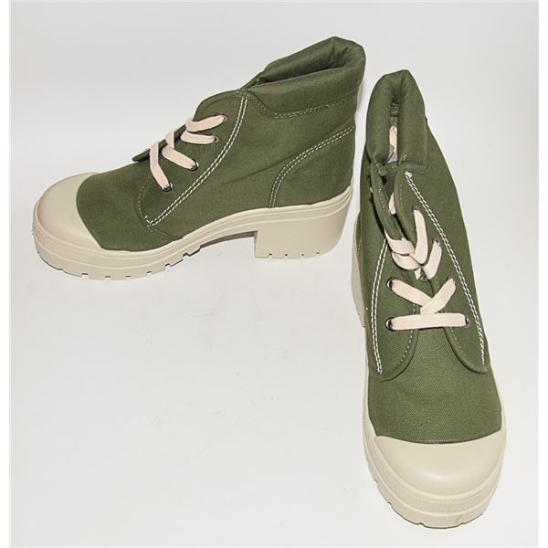 CHINESE LAUNDRY LA ONCE MORE SIZE: 8.5 SHOES