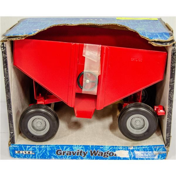 ERTL DIE CAST METAL GRAVITY WAGON 1:16 SCALE