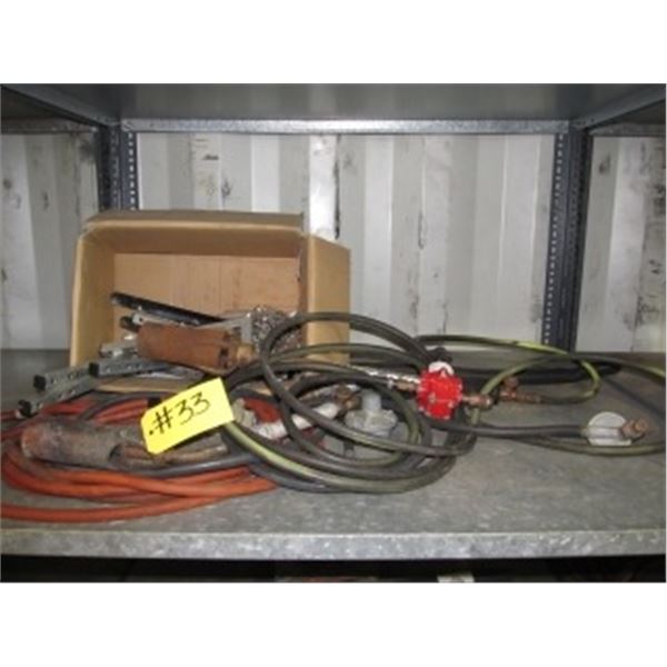 2 TIGER TORCHS, REGULATORS, LAG BOLTS