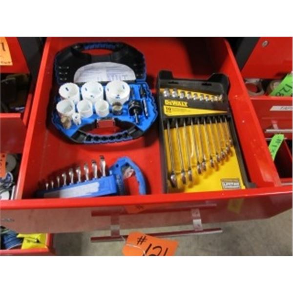 MASTERCRAFT HOLE SAW KIT, DEWALT COMBO WRENCH SET (10 MM-19 MM),