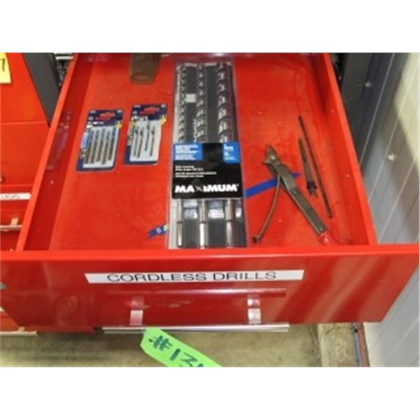 AUGER BIT SET, BOSCH BLADES, NAIL CUTTING SHIP AUGER