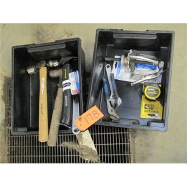 CRESENTS, GEAR PULLER, TAPELINE, CHANEL LOCKS, BALL PIENS