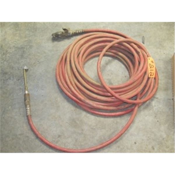 APPROX 40' HEAVY RUBBER AIR HOSE