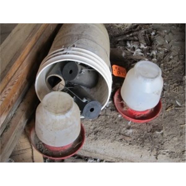 6 MOLE TRAPS & CHICKEN WATERERS