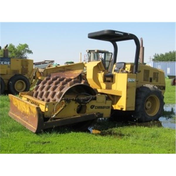 CHAMPION 660 P VIBRATING SHEEPFOOT PACKER