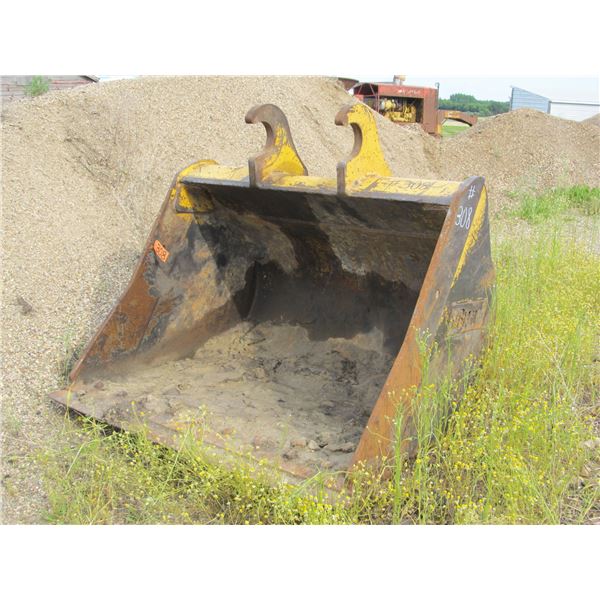 BRANDT 60" CLEAN UP BUCKET FOR THE JD 180 HOE
