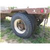 Image 5 : 1981 FORD 800 SINGLE AXLE DECK TRUCK