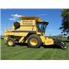 Image 2 : NEW HOLLAND TR 99 COMBINE