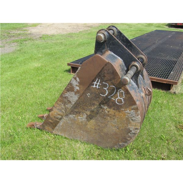 24" TOOTH BACKHOE BUCKET