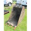 Image 2 : 24" TOOTH BACKHOE BUCKET