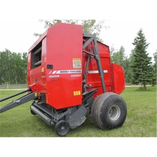 HESSTON 2956A ROUND BALER