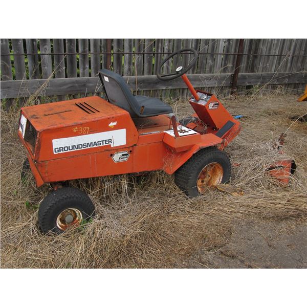 TORO GROUNDSMASTER MOWER FOR PARTS