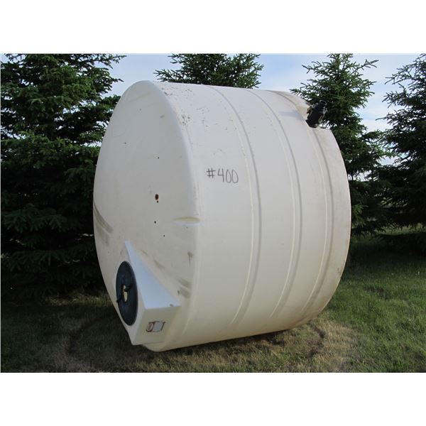 1000 GALLON POLY WATER TANK (MISSING SMALL LID COVER)
