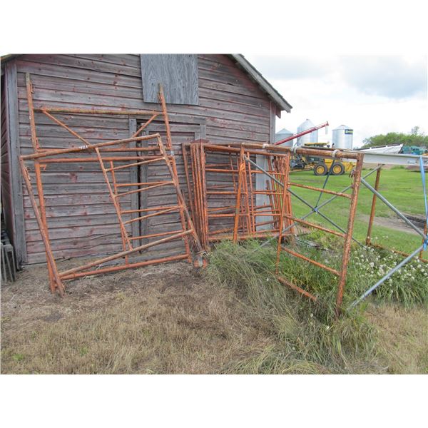 QUANTITY OF SCAFFOLDING C/W PLANKING