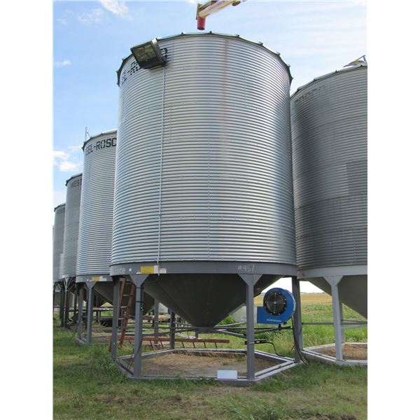 WESTEEL 14' - 6 RING DOUBLE SKID HOPPER BIN