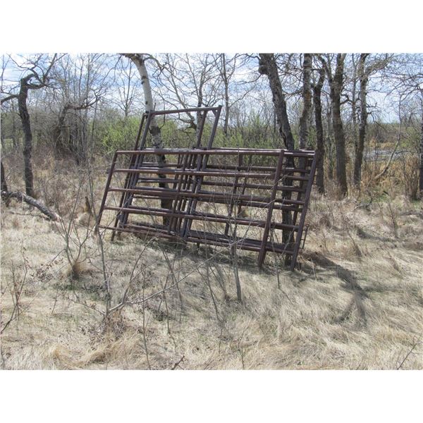 3 -10' HIQUAL PANELS & 2 - 10' GATE PANELS