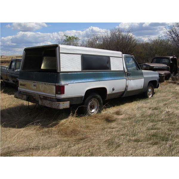 MID 1970'S GMC CAMPER SPECIAL 3/4 TONNE (FOR PARTS)