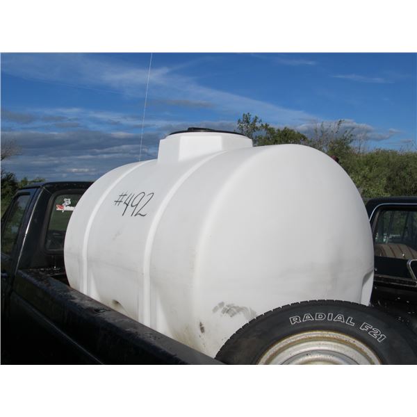 500 GALLON POLY WATER TANK