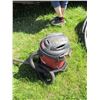 Image 1 : 6 GALLON SHOP VACUUM