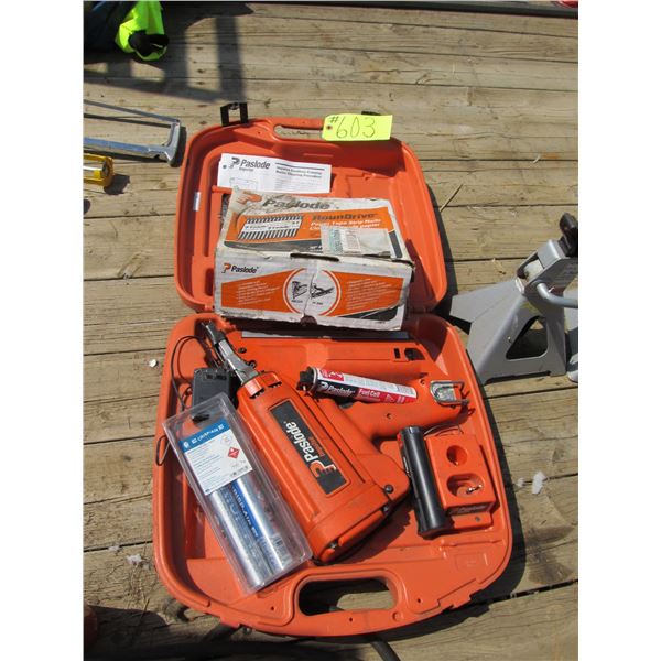 PASLODE CORDLESS FRAMING NAILER C/W A CASE OF STAPLES
