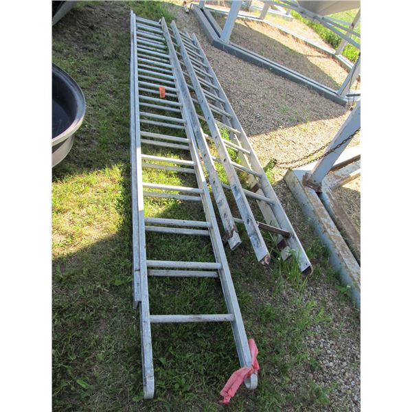 ALUMINUM LADDERS (1 EXTENDABLE)