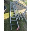 Image 1 : ALUMINUM LADDERS (1 EXTENDABLE)