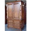 Image 1 : ANTIQUE WALNUT COLONIAL CAPE COD ARMOIRE TV #1906630