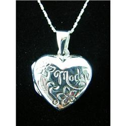 Madre/Mom Heart Locket Sterling Silver Pendant #1942454