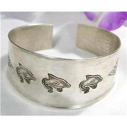 Upscale THAI Dophin Silver Cuff  #1943561