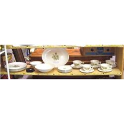 MOSS ROSE 28 PIECE DINNERWARE SET BY EDWIN #1944543