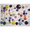 Image 1 : 77 different vintage glass buttons #1945006