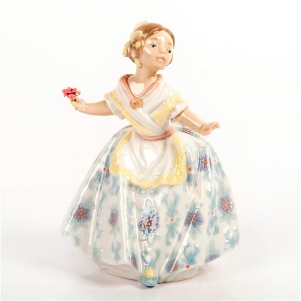 Carmencita 1005373 - Lladro Porcelain Figurine