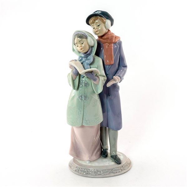 Christmas Melodies 1006128 - Lladro Porcelain Figurine