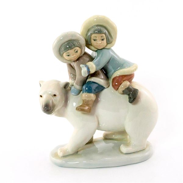 Eskimo Riders 1005353 - Lladro Porcelain Figurine