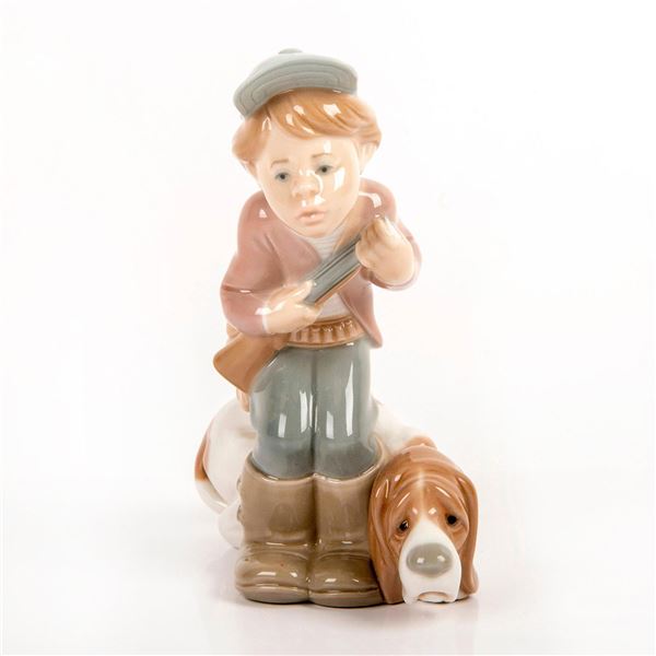 Hunter Puppet 1004971 - Lladro Porcelain Figurine
