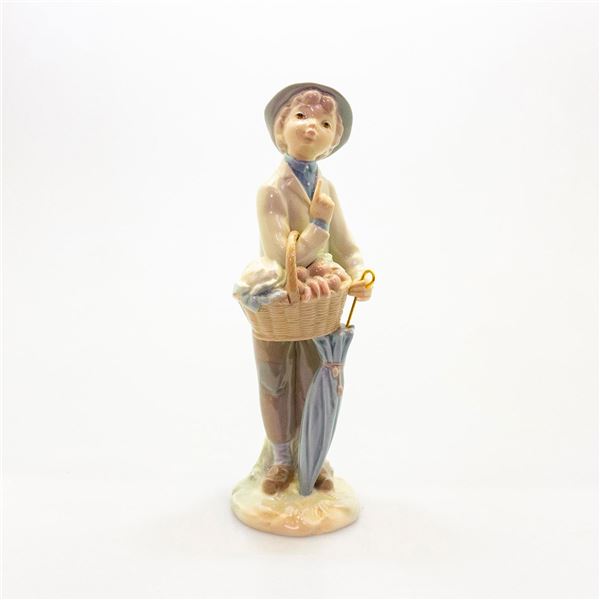 Little Gardener 1004726 - Lladro Porcelain Figure