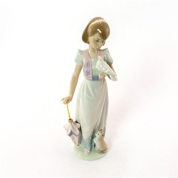 Summer Stroll 01007611 - Lladro Porcelain Figurine
