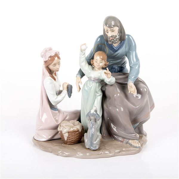The Loving Family 1005848 - Lladro Porcelain Figurine