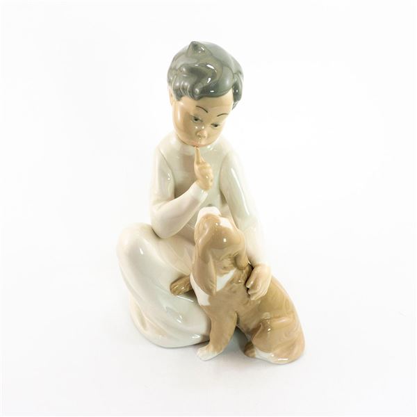 Boy with Dog 1004522 - Lladro Porcelain Figurine