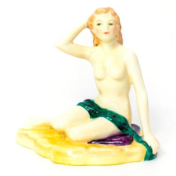 Summer's Darling HN4401 - Royal Doulton Figurine