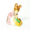 Image 1 : Hunca Munca Sweeping - Beswick Gold Script - Beatrix Potter Figurine