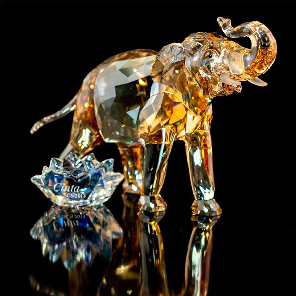 Swarovski Crystal Figurine, SCS Annual Edition 2013 Elephant