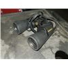 Image 1 : Bushnell Binoculars