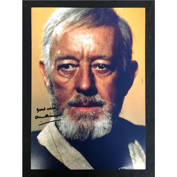 ALEC GUINESS SIGNED 8X10 PHOTO (RA COA)