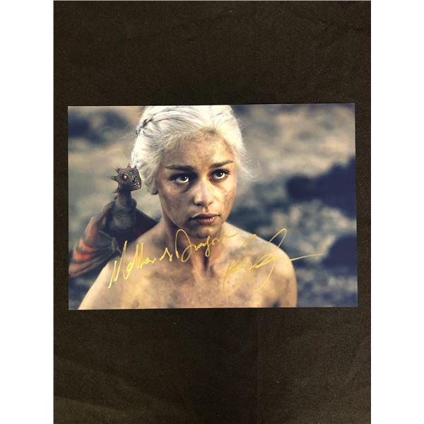 EMILIA CLARKE SIGNED 8X10 PHOTO (REAL AUTHENTIC COA)