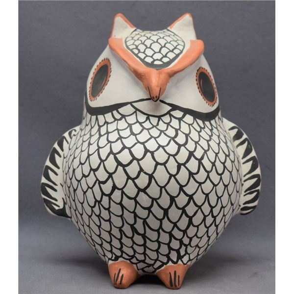 ACOMA INDIAN POTTERY OWL (EVA HISTIA)