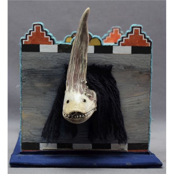 ZUNI INDIAN HOME ALTER